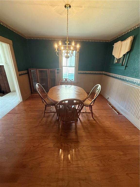 433 Miller Avenue Butler, PA 16001 - Photo 7 of 29 a dining room with furniture and window