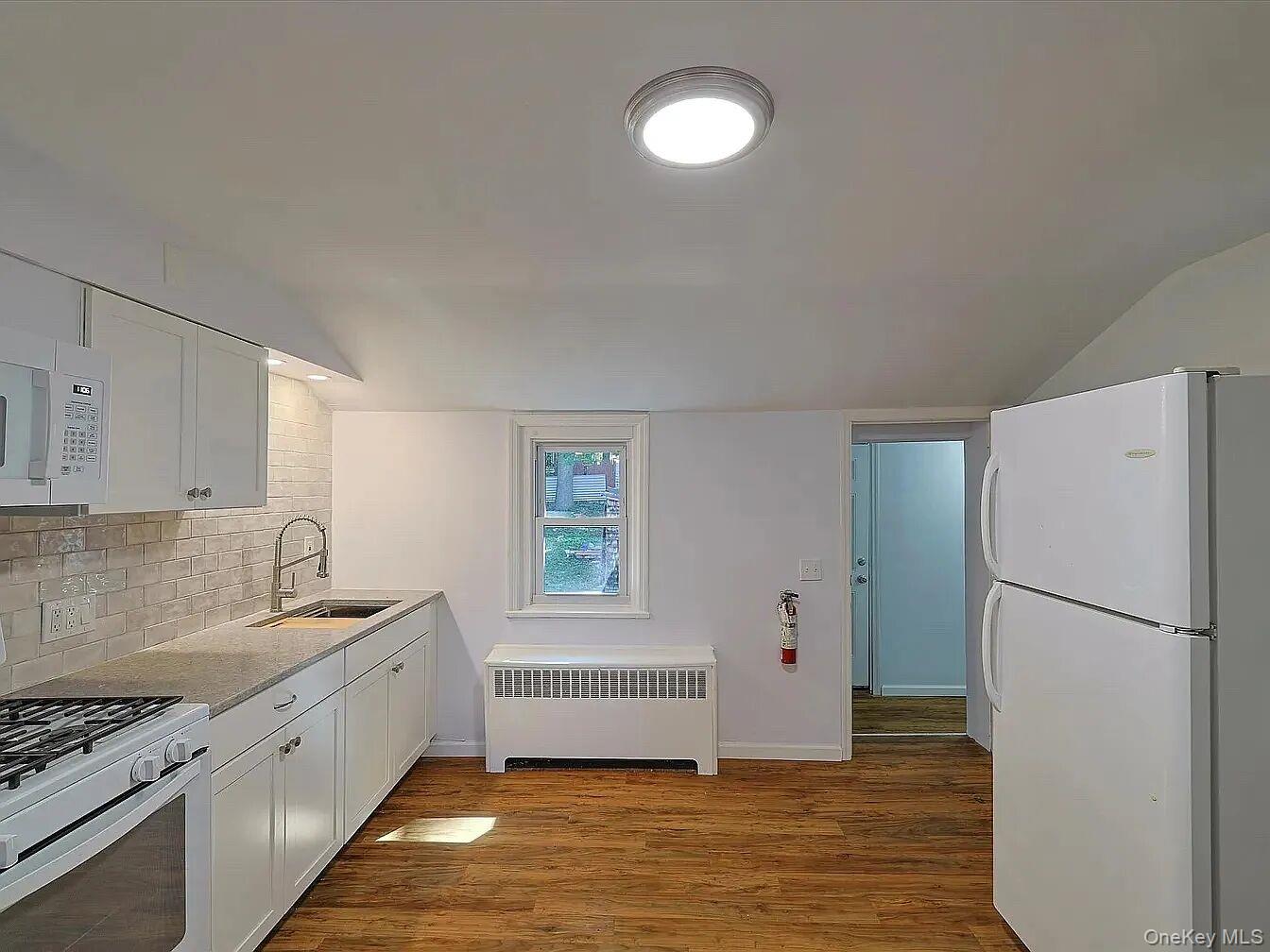 95 Delafield Street, Unit 2 Poughkeepsie, NY 12601 - Photo 4 of 10