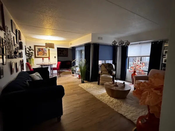 $122,000 | 500 Park Avenue, Unit 122, Calumet City, IL 60409