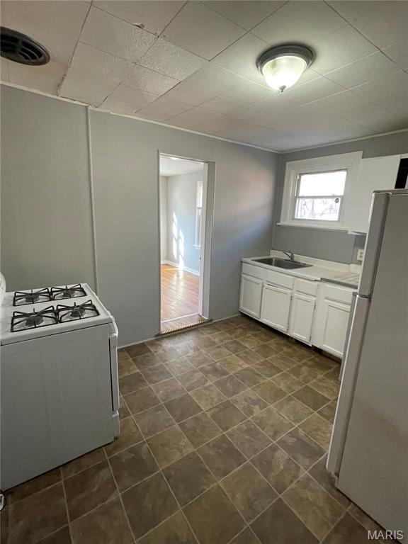 8343 Strathmore Place Jennings, MO 63136 - Photo 13 of 34