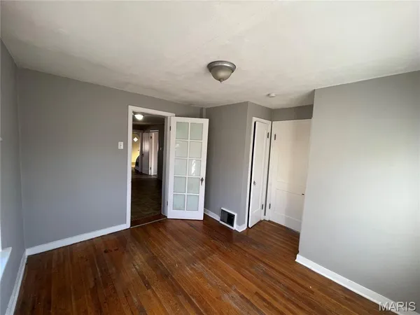 $82,900 | 8343 Strathmore Place, St. Louis, MO 63136