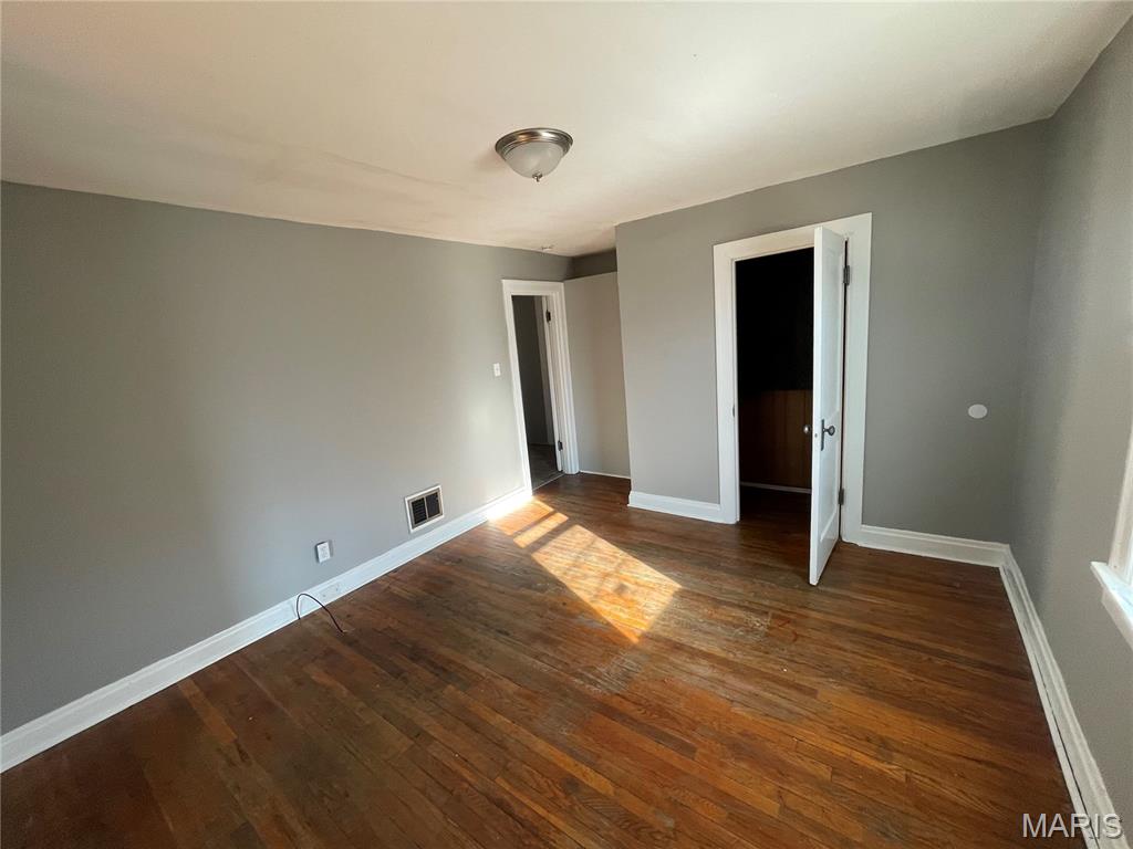 8343 Strathmore Place Jennings, MO 63136 - Photo 19 of 34