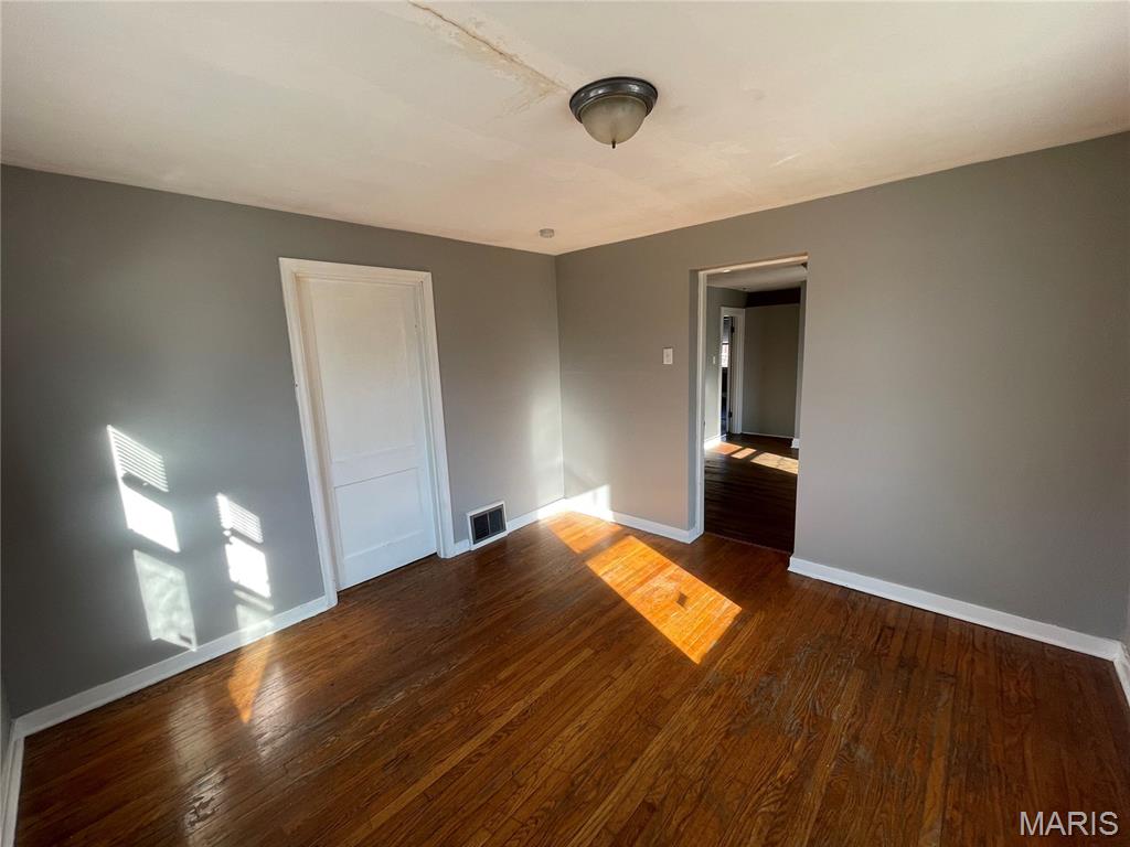 8343 Strathmore Place Jennings, MO 63136 - Photo 21 of 34