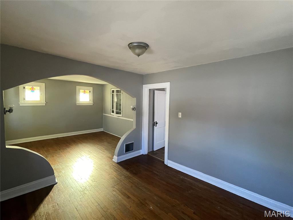 8343 Strathmore Place Jennings, MO 63136 - Photo 10 of 34