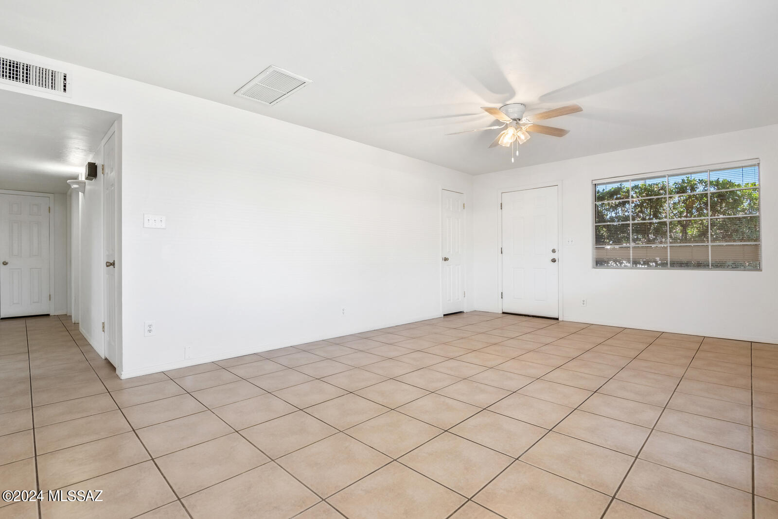 1822 North Craycroft Road Tucson, AZ 85712 - Photo 10 of 22 Gallery Image 10