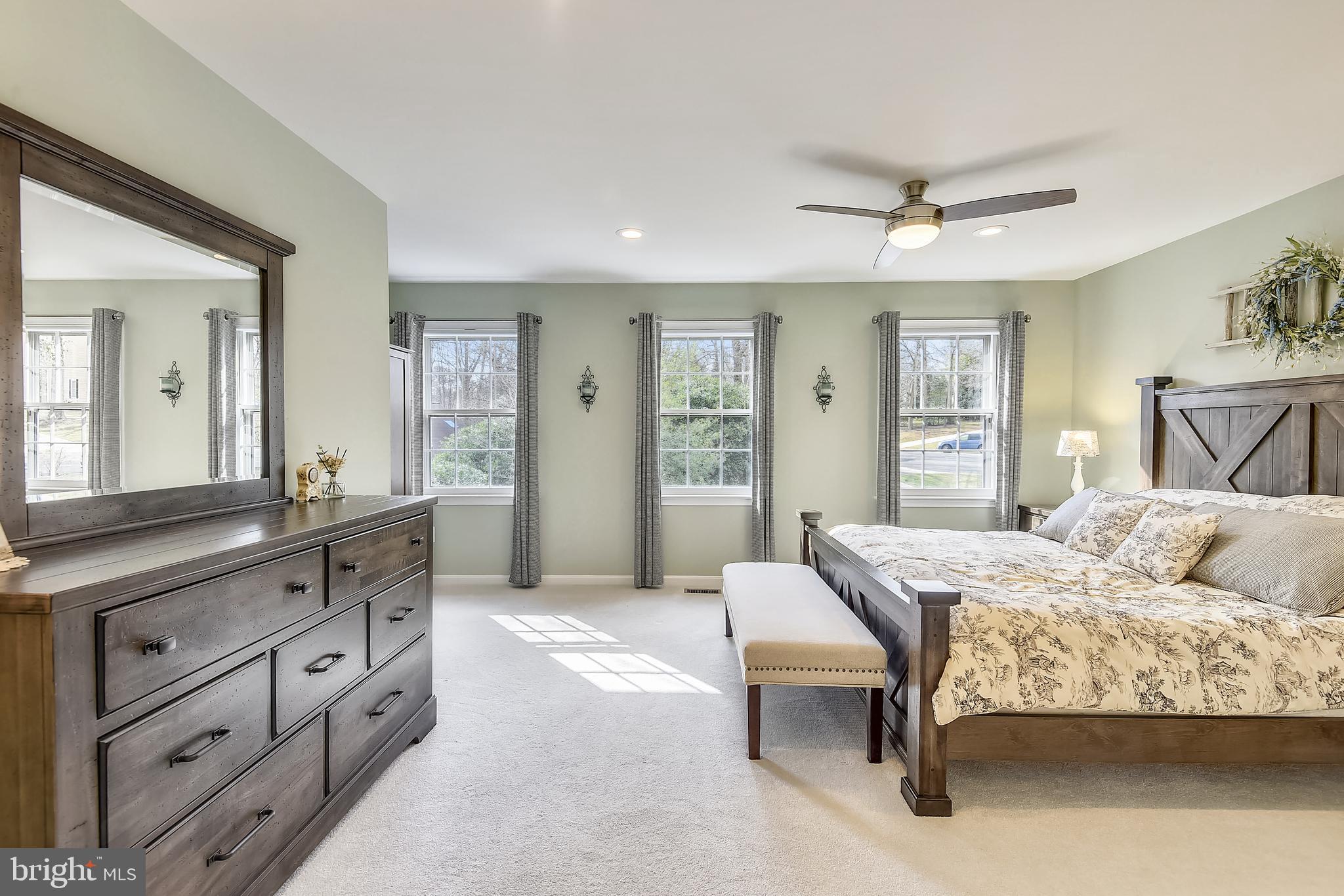 11924 Fawn Ridge Lane Reston, VA 20194 - Photo 29 of 58 Primary BR - View 2