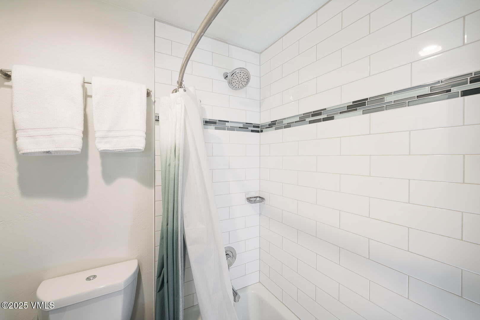 963 Lions Ridge Loop, Unit 534 Vail, CO 81657 - Photo 22 of 23 534_Breakaway_West_046