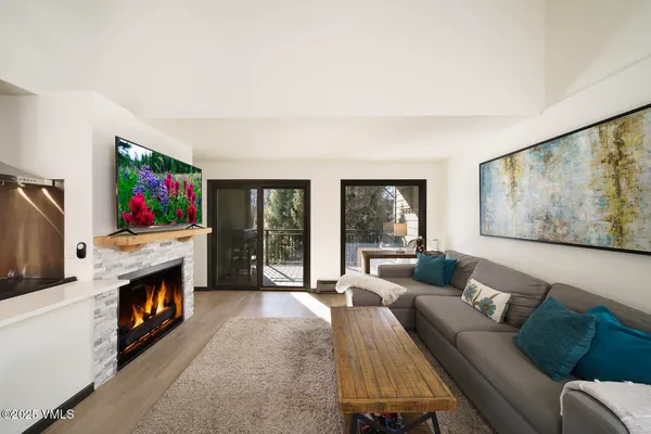 $1,375,000 | 963 Lions Ridge Loop, Unit 534, Vail, CO 81657