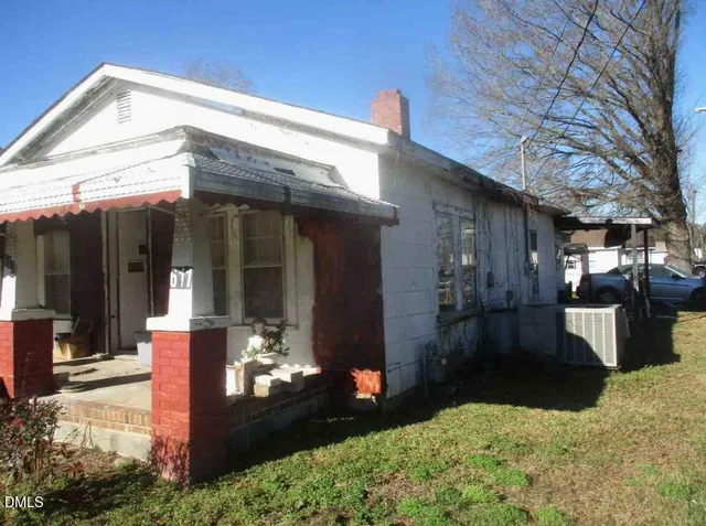 $105,000 | 611 North Wilson Avenue, Dunn, NC 28334