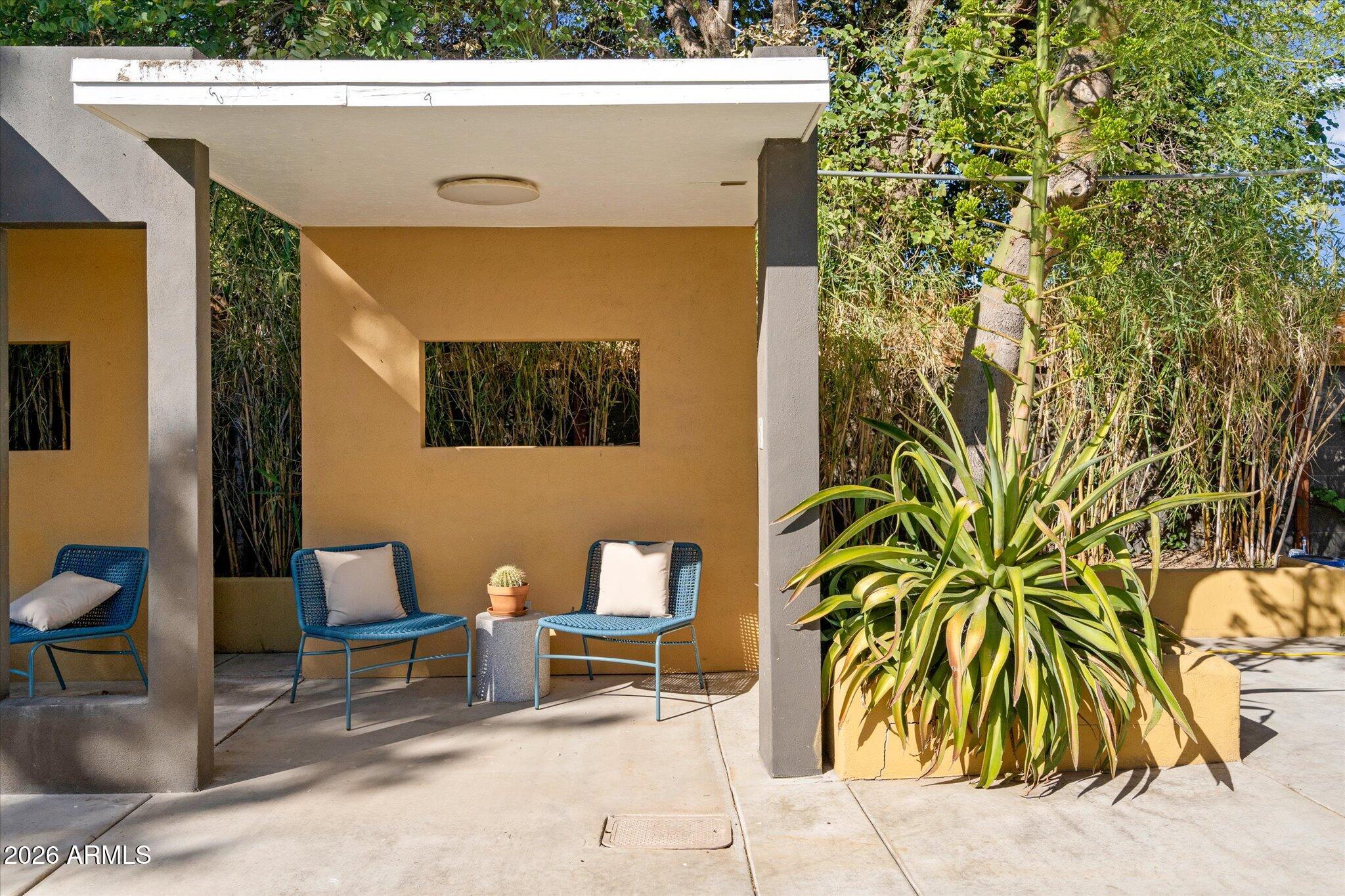 3812 East Coronado Road Phoenix, AZ 85008 - Photo 45 of 46 a building outdoor space with patio furniture