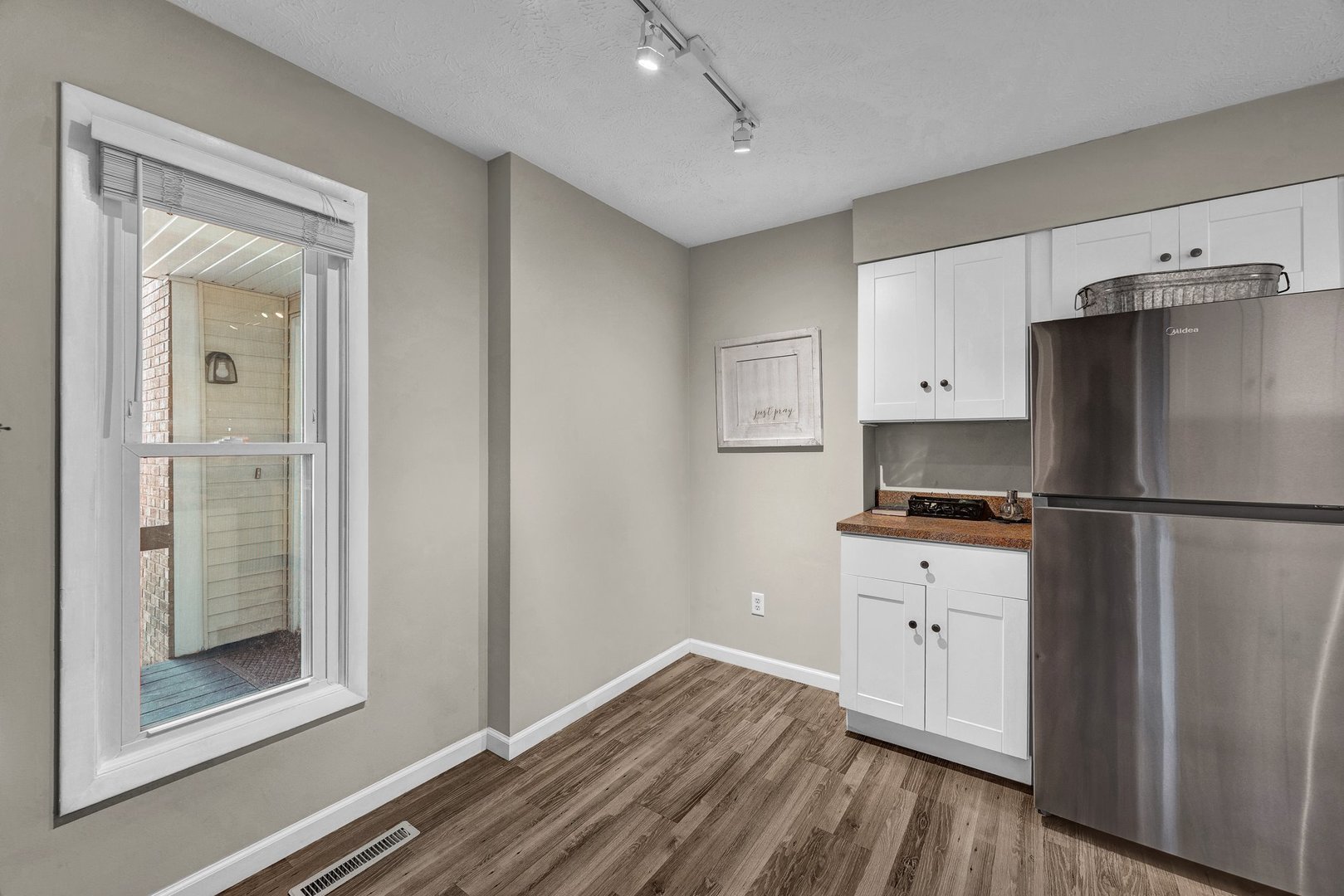903 North Linden Street, Unit 21 Normal, IL 61761 - Photo 9 of 21
