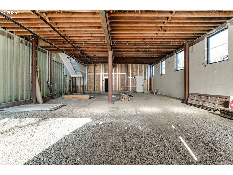 488 Main Street Springfield, OR 97477 - Photo 11 of 19