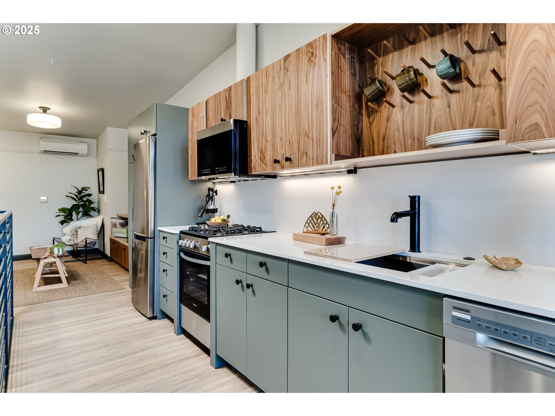 488 Main Street Springfield, OR 97477 - Photo 17 of 19