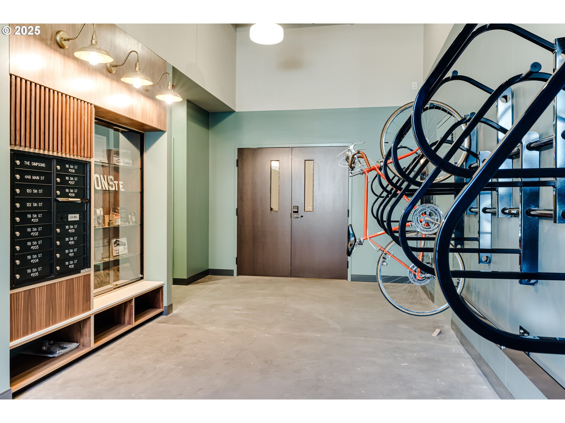 488 Main Street Springfield, OR 97477 - Photo 3 of 19