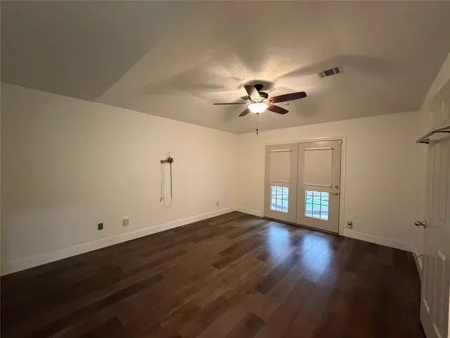 $2,950 | 3906 Hazelwood Drive, Pearland, TX 77584