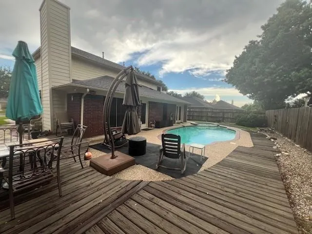 $2,950 | 3906 Hazelwood Drive, Pearland, TX 77584