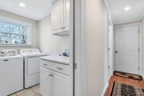 $999,500 | 70 Lakeview Avenue, Falmouth, MA 02540