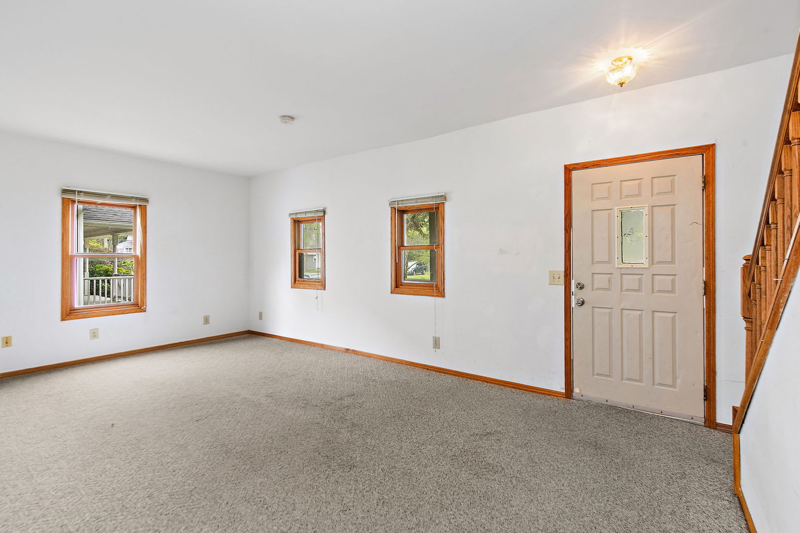 1302 State Street DeKalb, IL 60115 - Photo 6 of 21