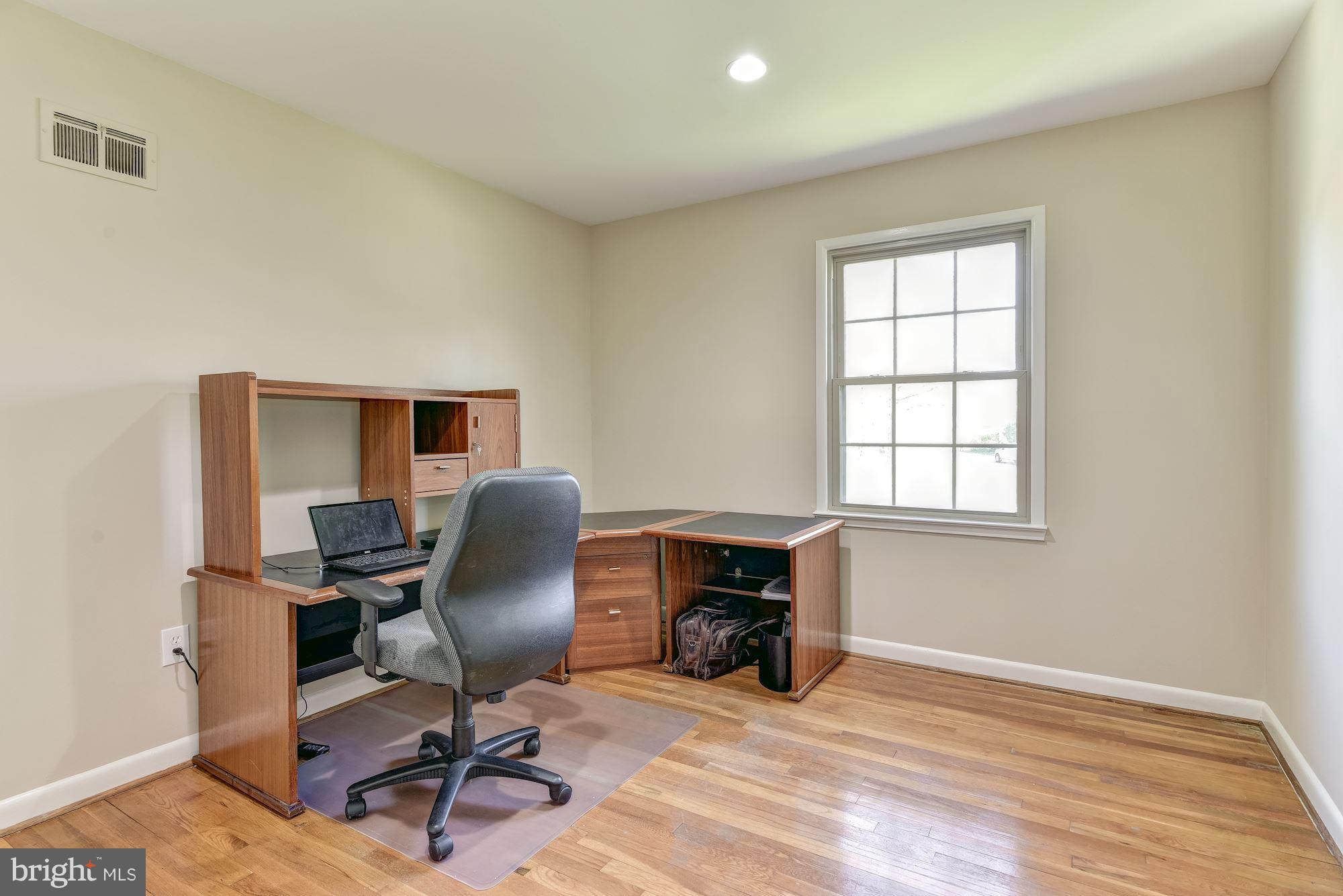 508 Stone House Lane Silver Spring, MD 20905 - Photo 13 of 30 Bedroom