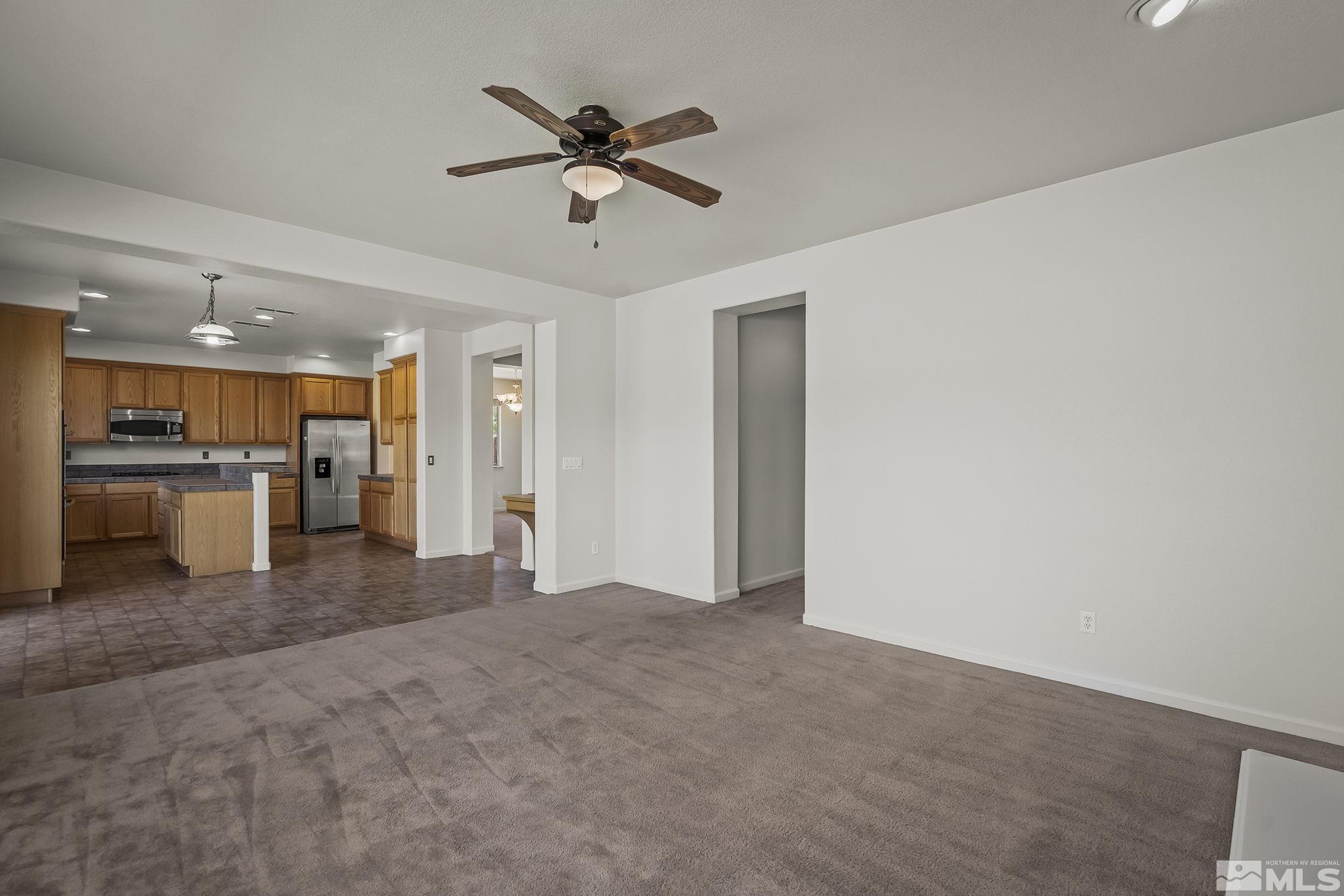 2735 Beach River Drive Reno, NV 89521 - Photo 10 of 40 Photo 10