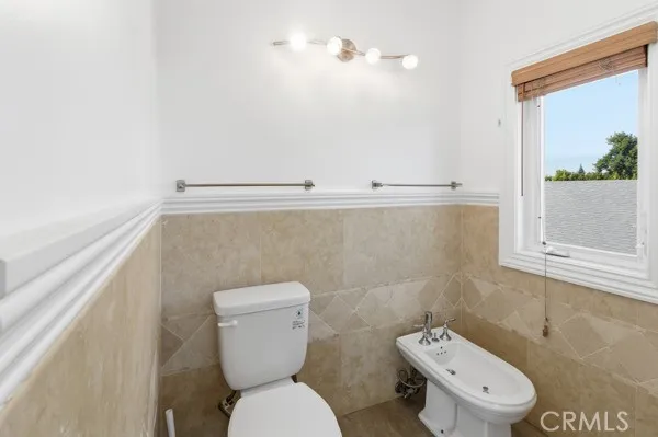 $8,950 | 5048 Hesperia Avenue, Encino, CA 91316