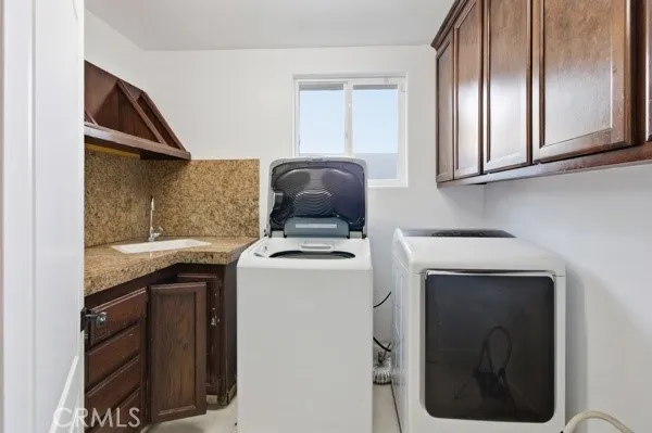 $8,950 | 5048 Hesperia Avenue, Encino, CA 91316