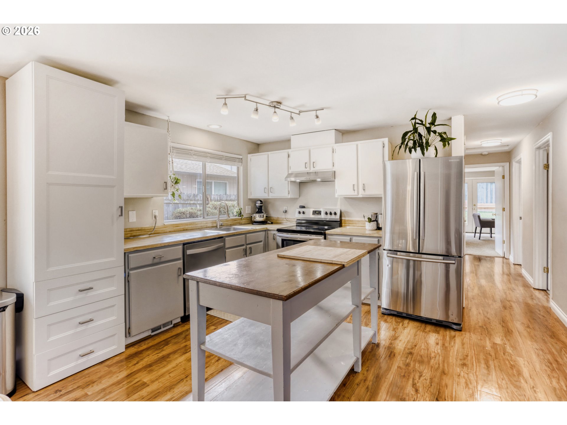 13845 Southwest 104th Avenue Portland, OR 97223 - Photo 9 of 21