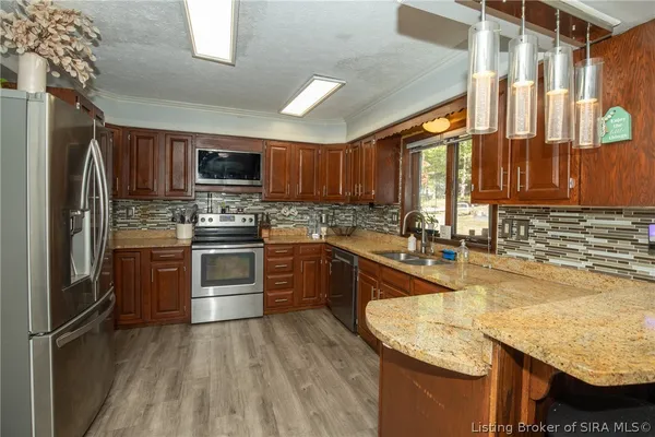 $482,500 | 1408 Old Salem Road, Lanesville, IN 47136