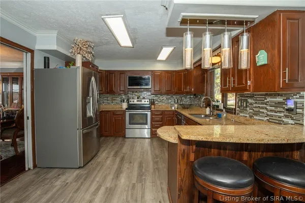 $482,500 | 1408 Old Salem Road, Lanesville, IN 47136