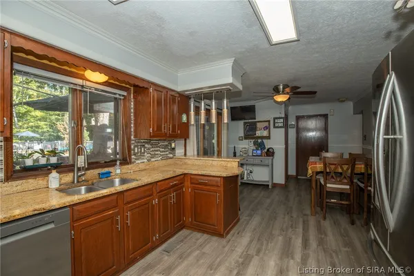 $482,500 | 1408 Old Salem Road, Lanesville, IN 47136