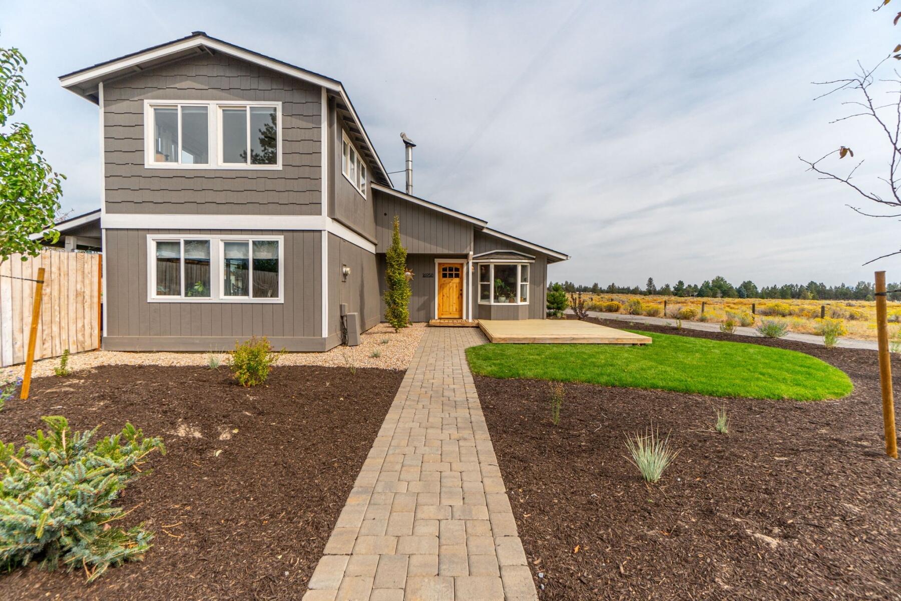 16958 Varco Road Bend, OR 97703 - Photo 2 of 49 batch_6-web-or-mls-Riley Visuals-36