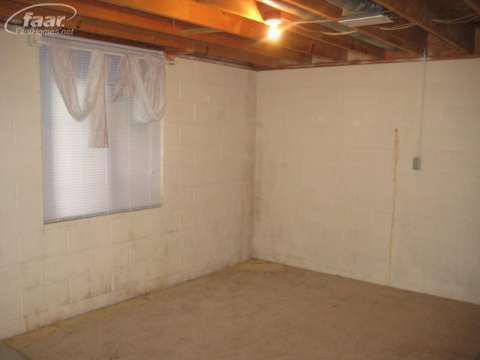 10572 South State Road Morrice, MI 48857 - Photo 8 of 10 20211370-7.JPG