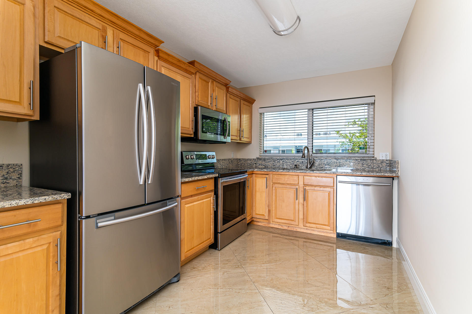 651 East Woolbright Road, Unit E 405 Boynton Beach, FL 33435 - Photo 9 of 19 open Kitchen
