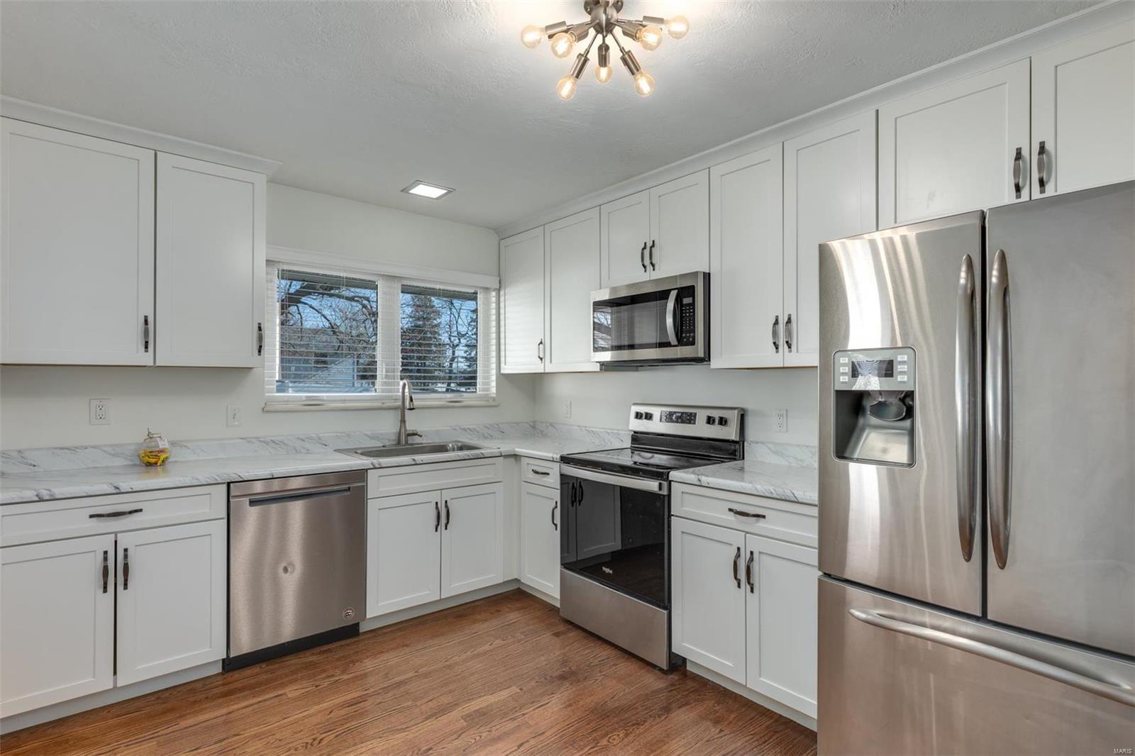 1300 Clearview Drive St. Charles, MO 63303 - Photo 13 of 36