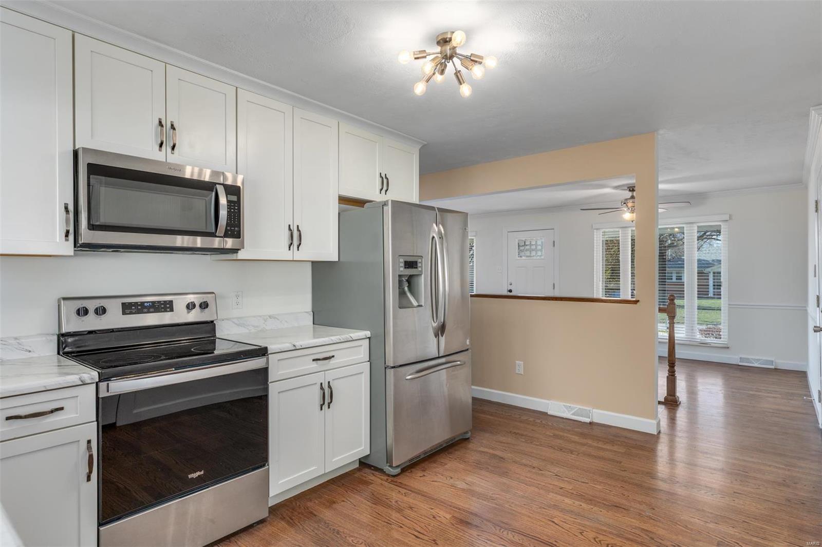 1300 Clearview Drive St. Charles, MO 63303 - Photo 14 of 36