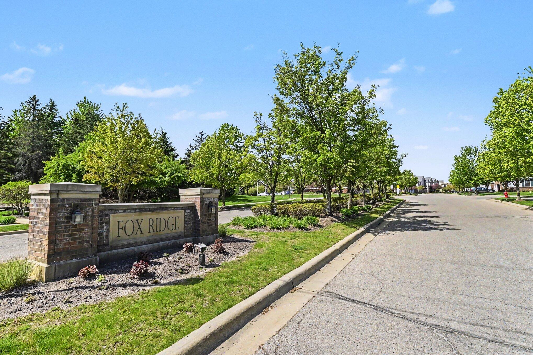 10122 Ridge Run Street Howell, MI 48855 - Photo 5 of 27 028_file_8139