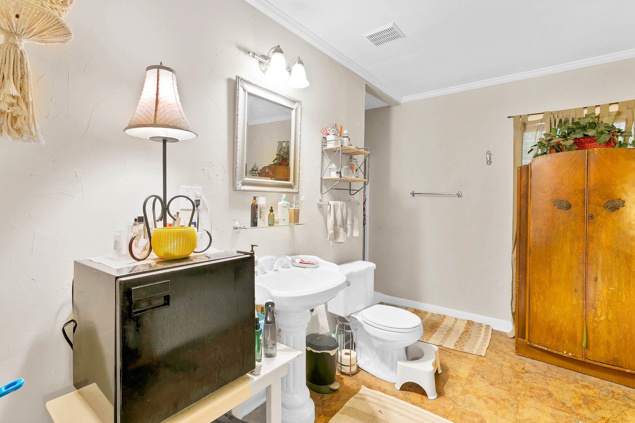 45 Caisson Trace Daphne, AL 36527 - Photo 18 of 46 Bathroom