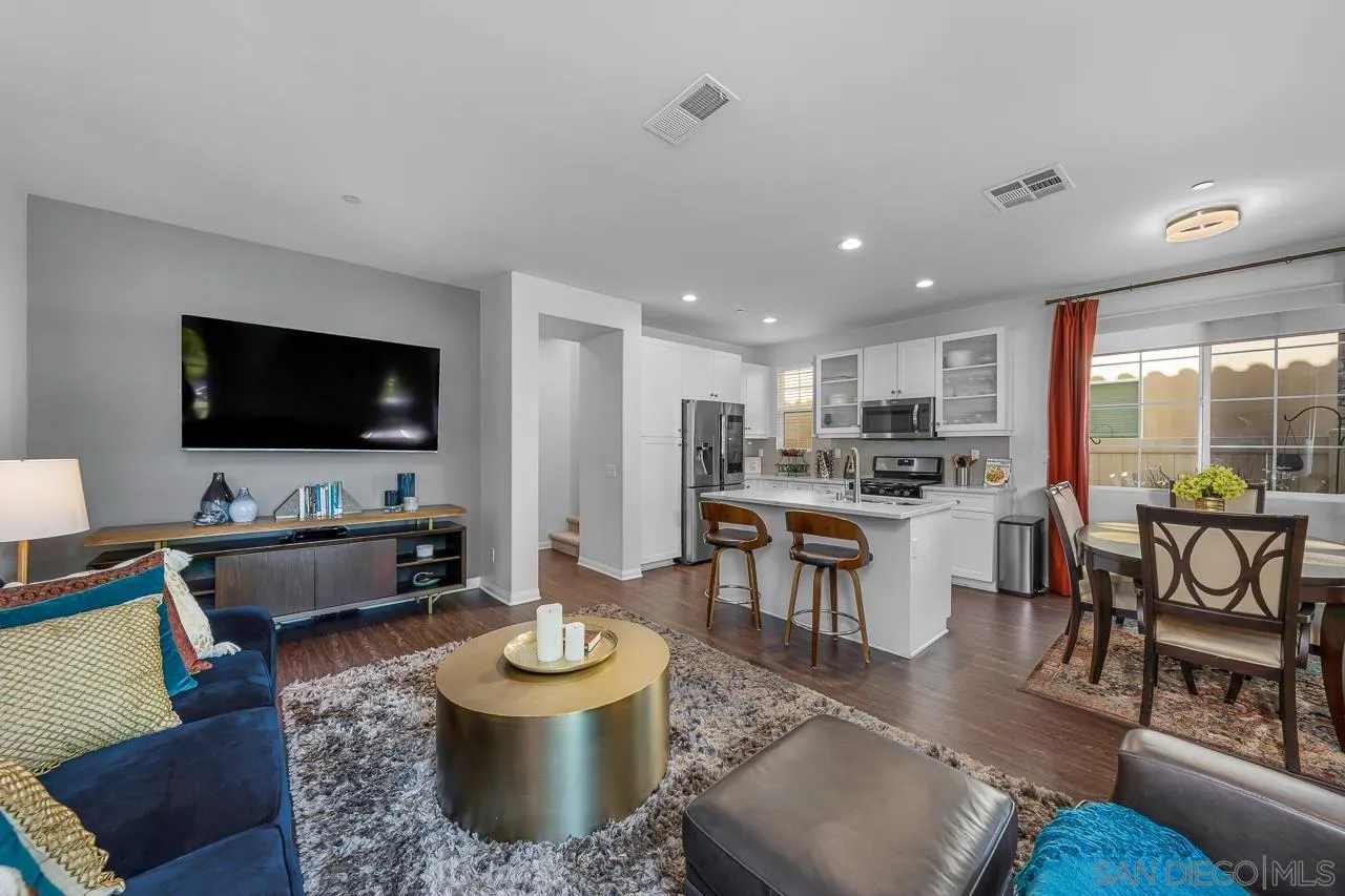 1322 Santa Victoria Road Chula Vista, CA 91913 - Photo 12 of 33 Gallery Image 12