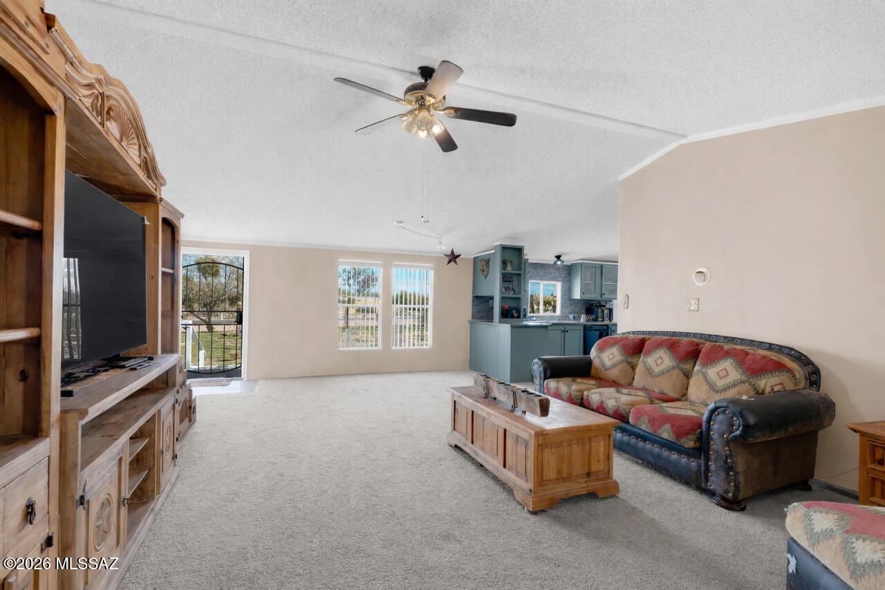 12201 North Derringer Road Marana, AZ 85653 - Photo 4 of 18 Gallery Image 4