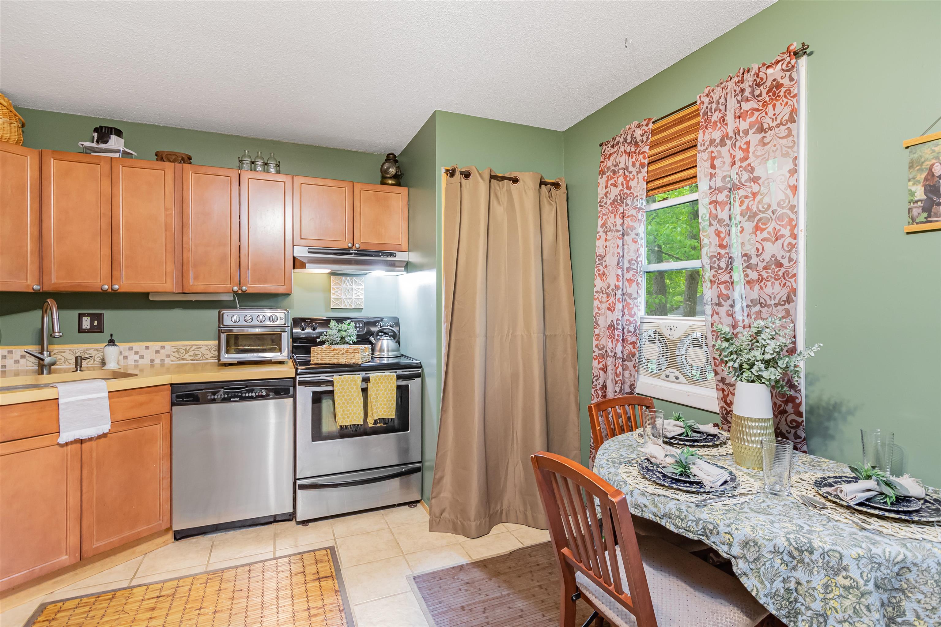 78 Sand Hill Road, Unit 30 Essex, VT 05452 - Photo 14 of 36