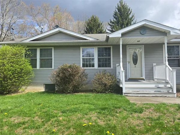 $1,700 | 369 New Unionville Road, Unit A, Wallkill, NY 12589