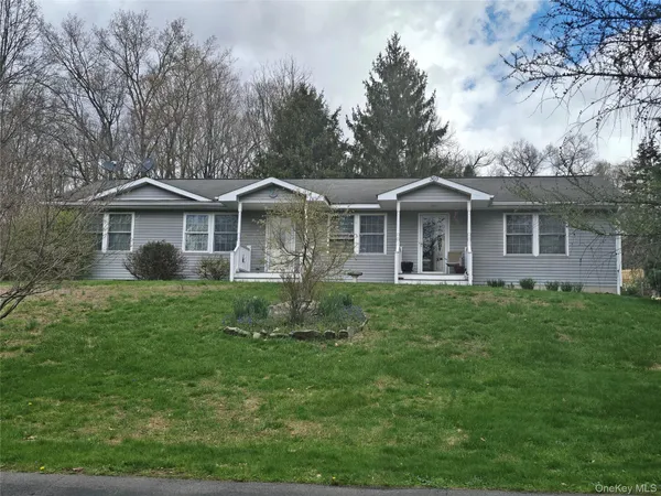 $1,700 | 369 New Unionville Road, Unit A, Wallkill, NY 12589