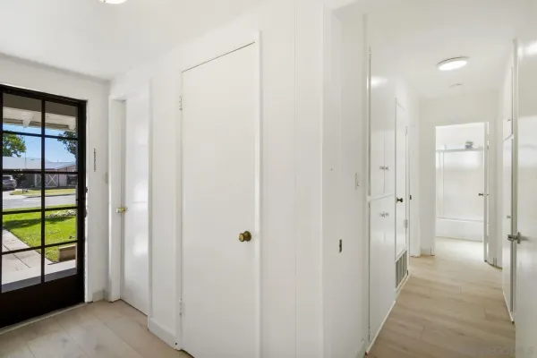 $4,700 | 4382 Mount Putman Avenue, San Diego, CA 92117