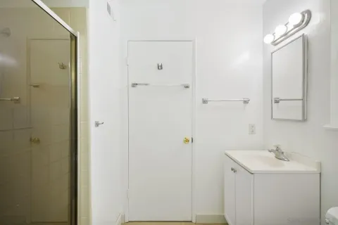 $4,700 | 4382 Mount Putman Avenue, San Diego, CA 92117