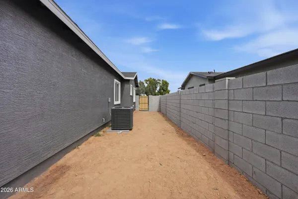 $725,000 | 454 South Pioneer, Mesa, AZ 85204