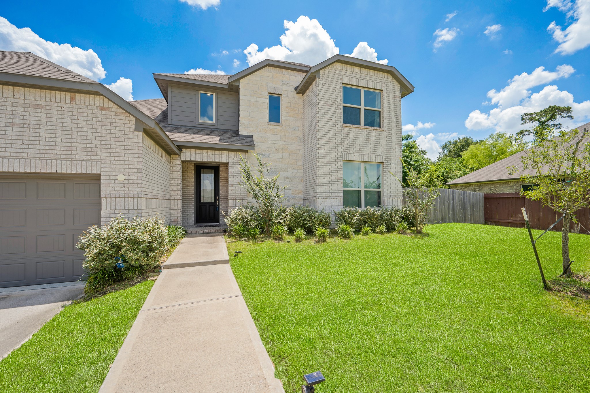 15814 Gibson Grass Court Spring, TX 77379 - Photo 2 of 48