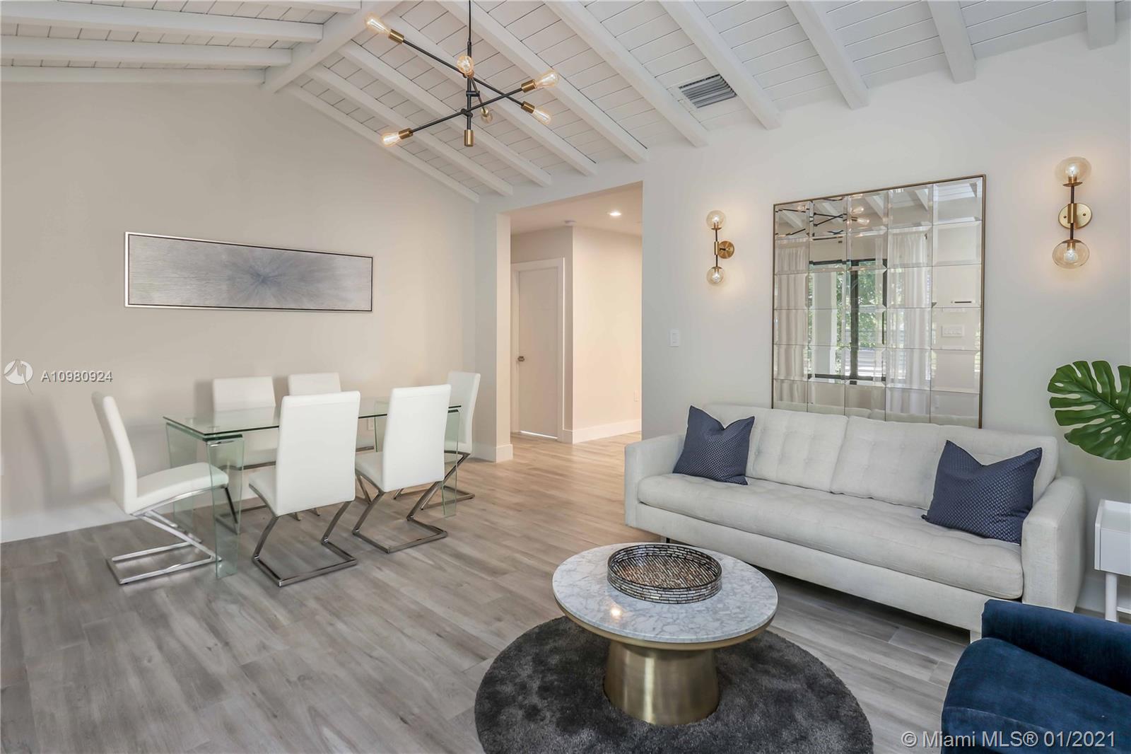 242 Southwest 31st Road Miami, FL 33129 - Photo 6 of 20