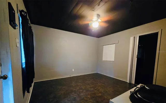 $1,150 | 8010 Southeast Us Highway, Unit 2A, Hawthorne, FL 32640