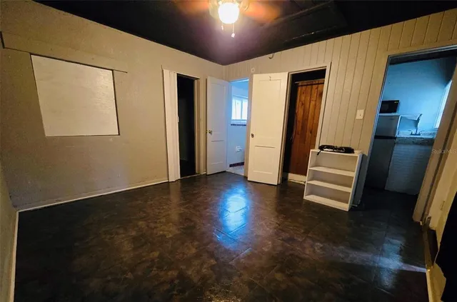 $1,150 | 8010 Southeast Us Highway, Unit 2A, Hawthorne, FL 32640