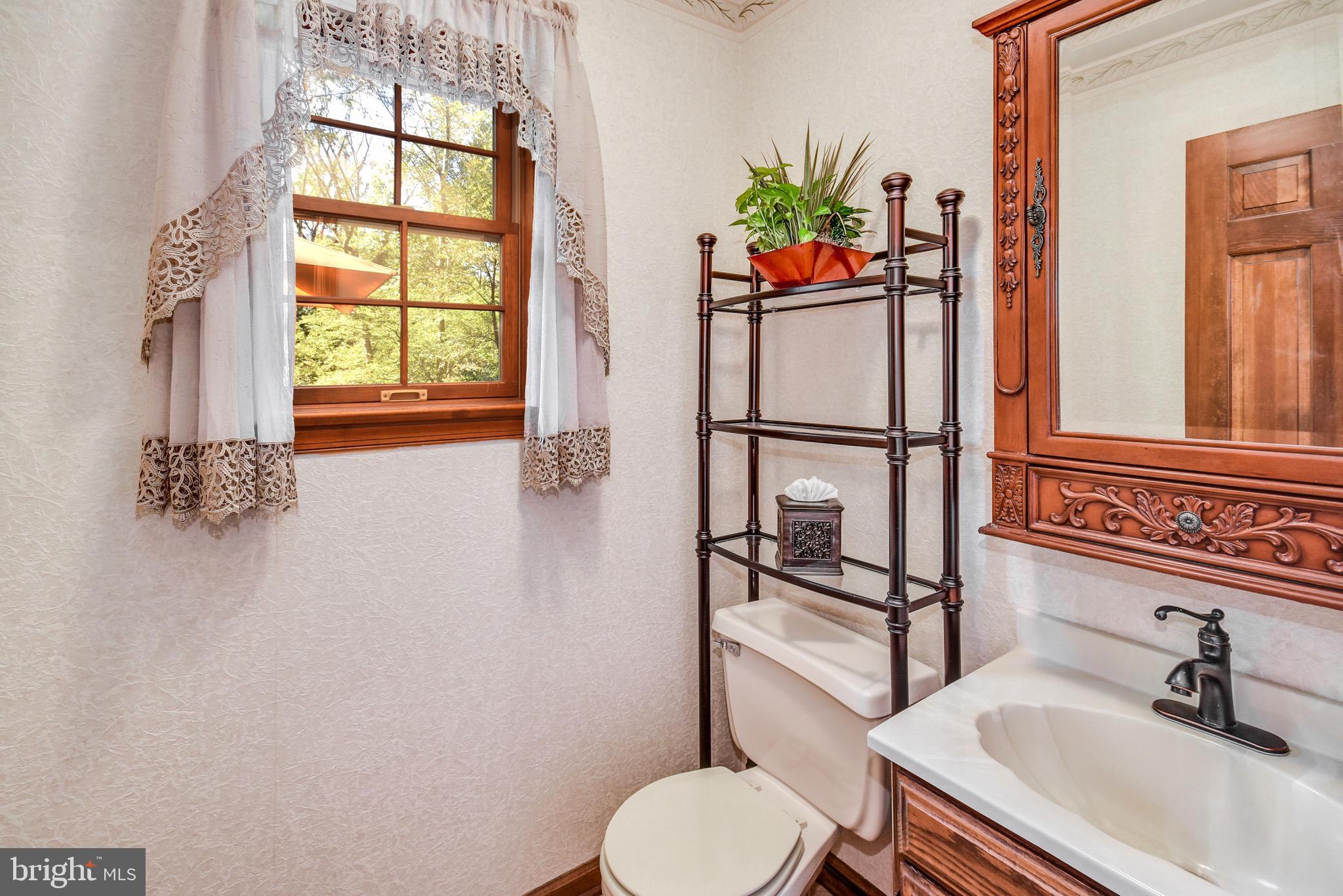 544 Coon Hollow Road Riegelsville, PA 18077 - Photo 10 of 24